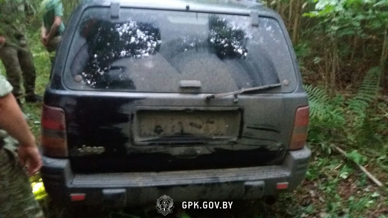 8830f8c7cf621ff7a9054ee561ddc33b