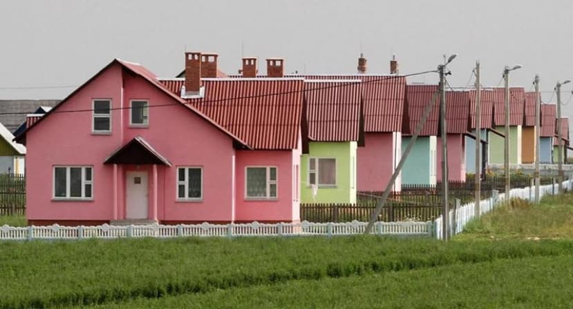 Нуждающимся планируют без очереди предлагать жилье в малых городах и селах
