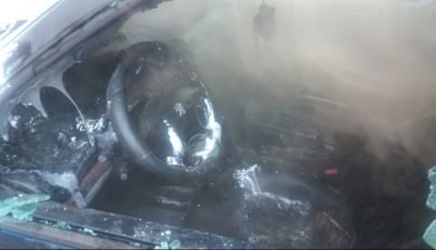 Лидские спасатели выезжали на тушение горящего авто на Варшавской