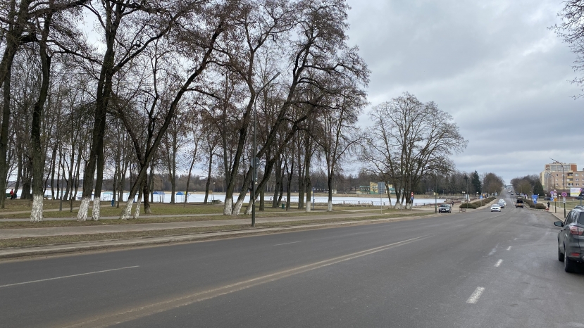 На месцы сучаснага лідскага возера і вуліцы Фрунзэ былі могілкі