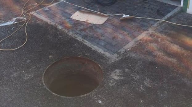 В Щучине двое мужчин откачивали воду из колодца и отравились канализационными газами