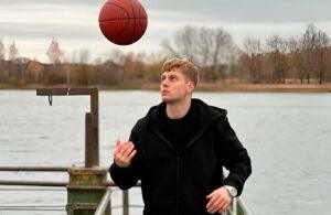 Как вчерашний выпускник лидской школы №8 стал ее  учителем и номинантом на звание «Учитель года»